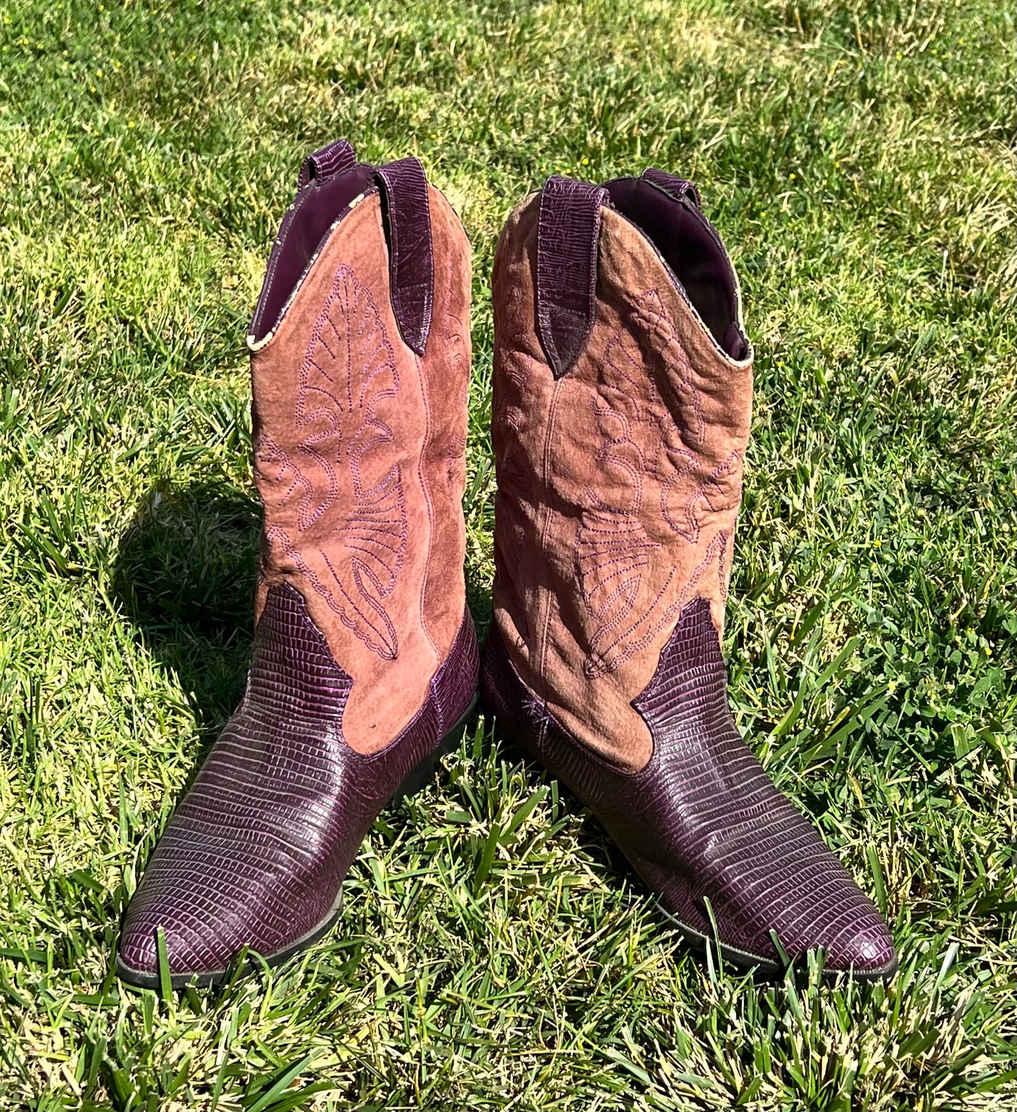 Vtg Purple NEWPORT Boots