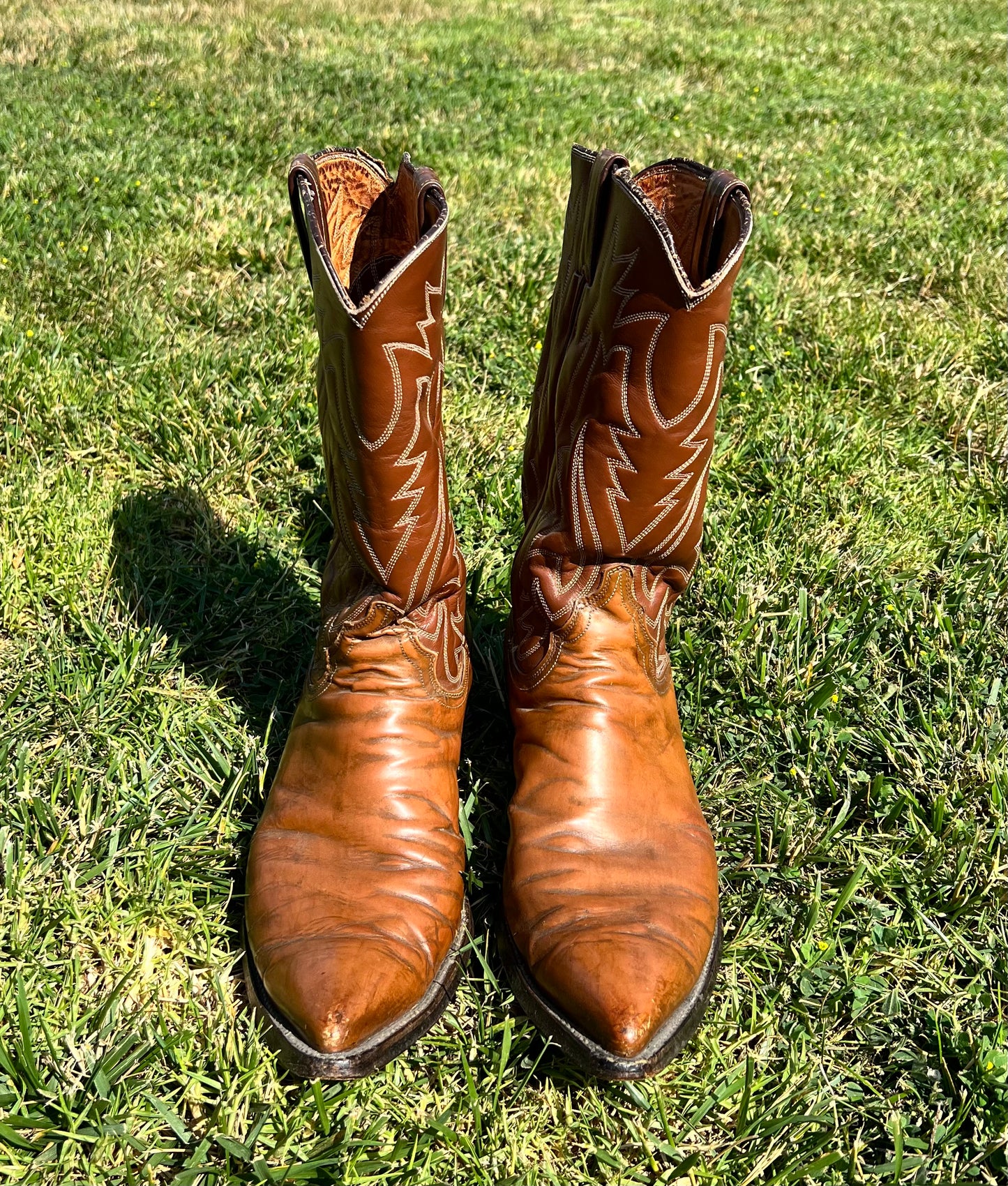 Vtg Caramel Justin Boots