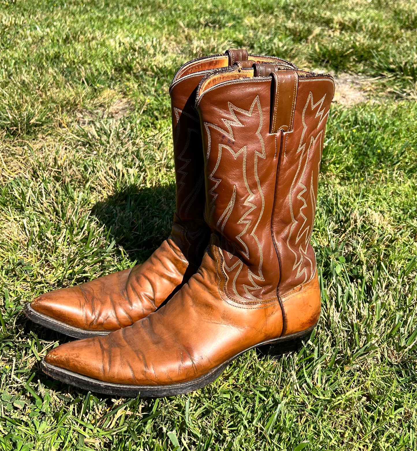 Vtg Caramel Justin Boots